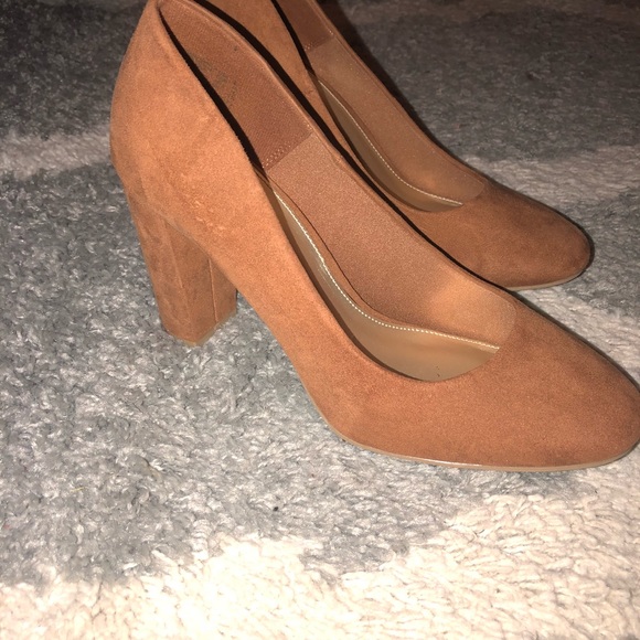 Block heels - Picture 2 of 4